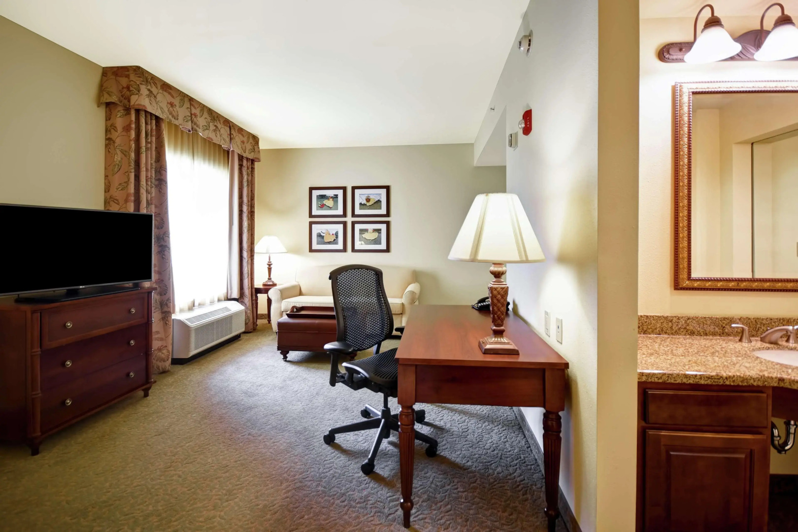 Homewood Suites by Hilton Charleston Airport
