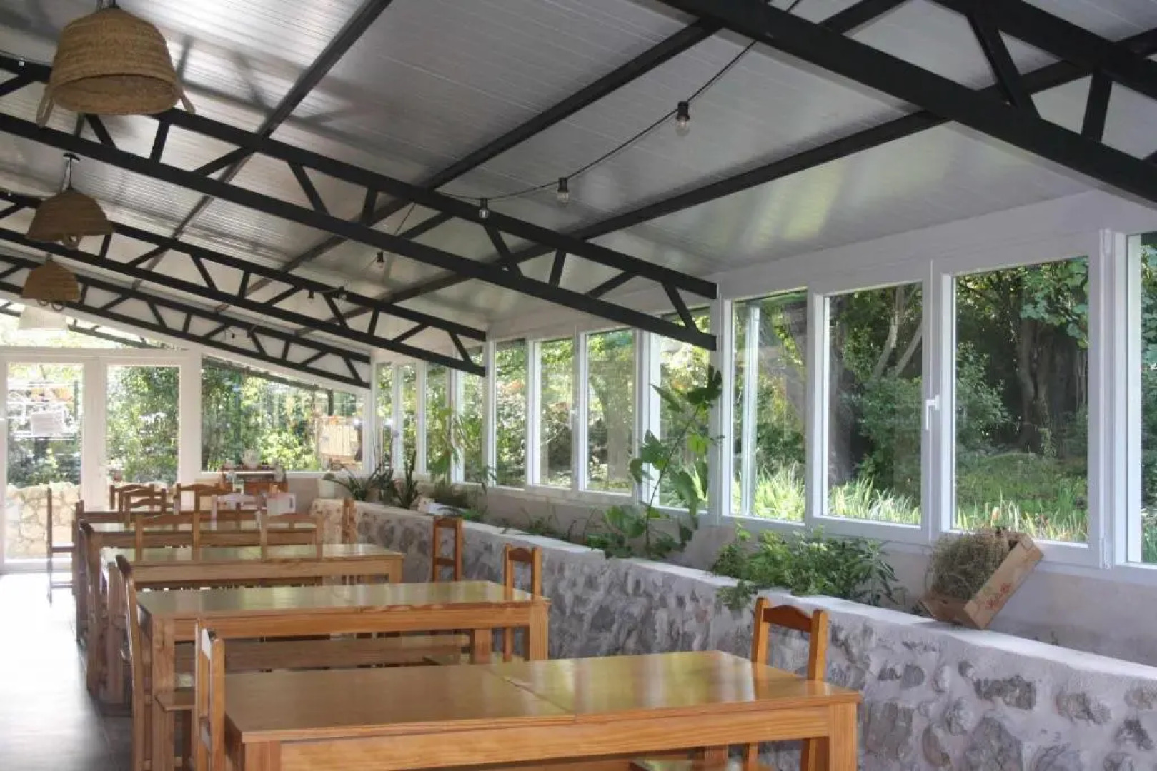 Alojamiento integro 42plazas en total