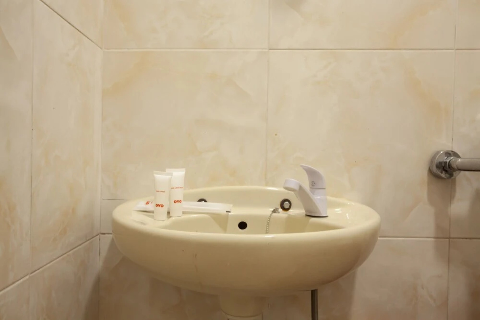 Sopou Penginapan Rinal & Tuah by OYO Rooms