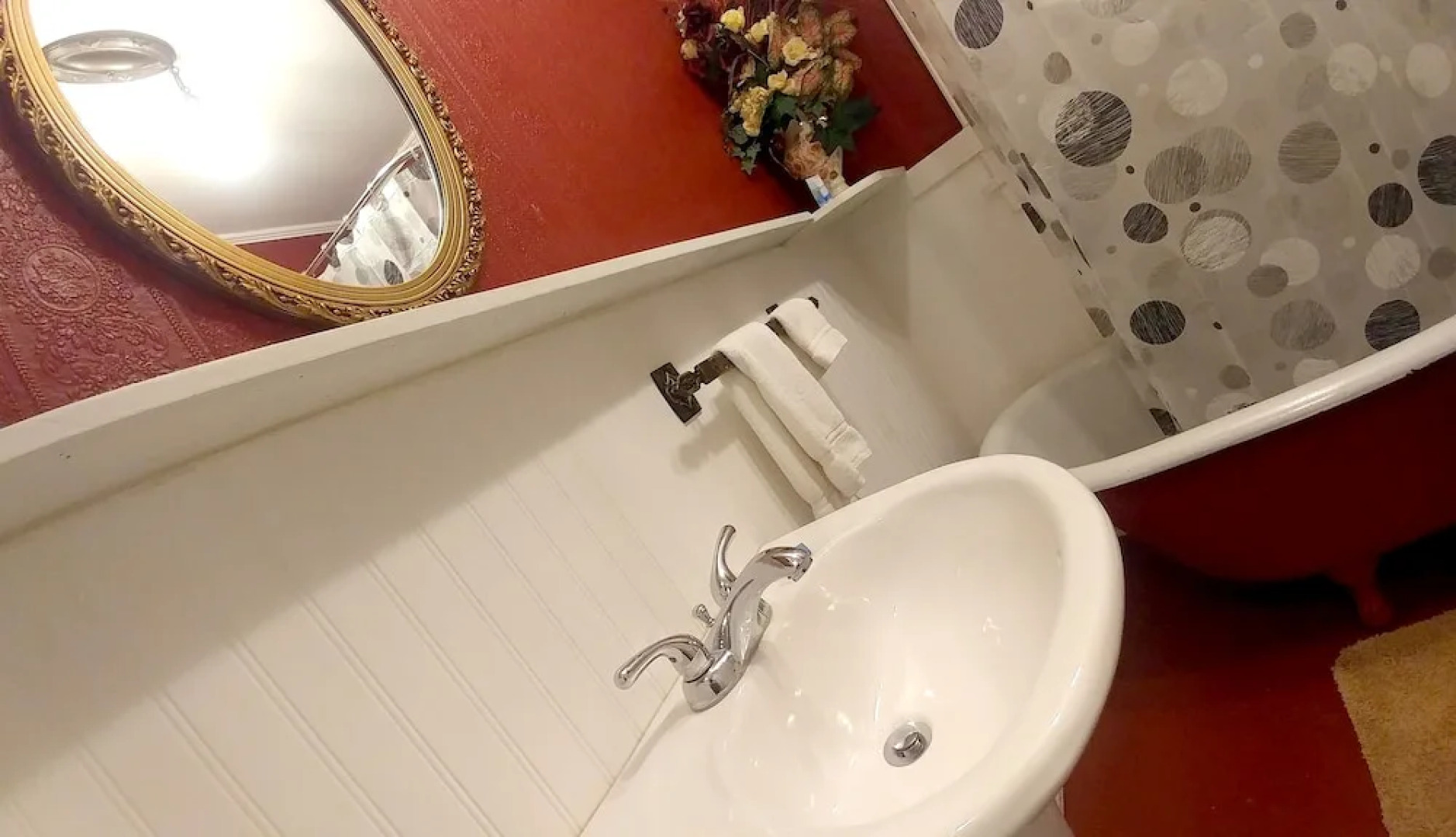 Historic Whiting Hotel Suites