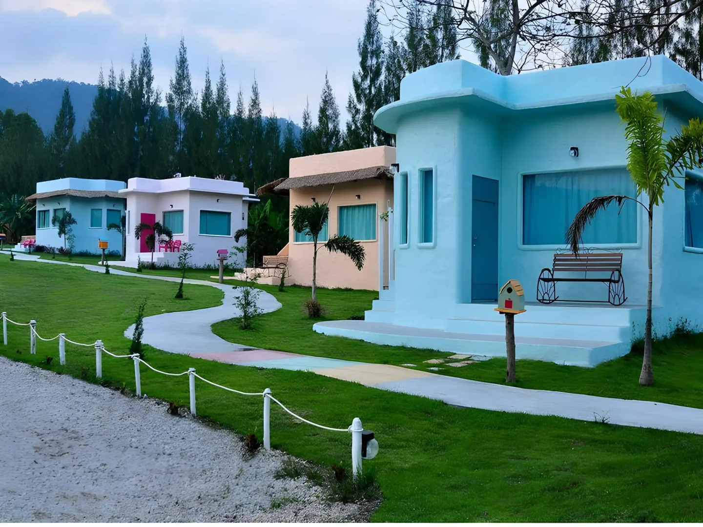 Rak Na Suan Pueng Resort