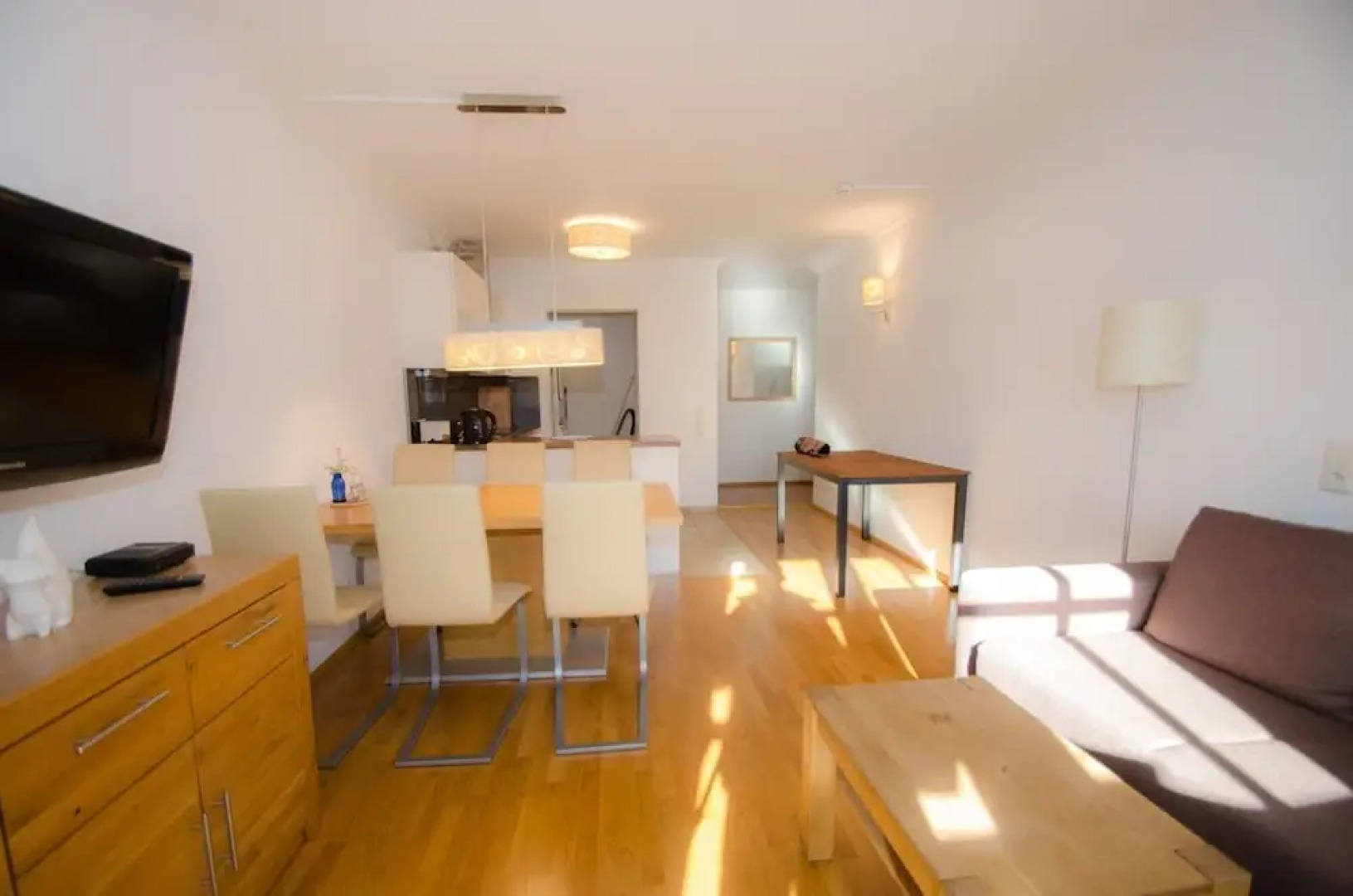 Apartment Select Top 8