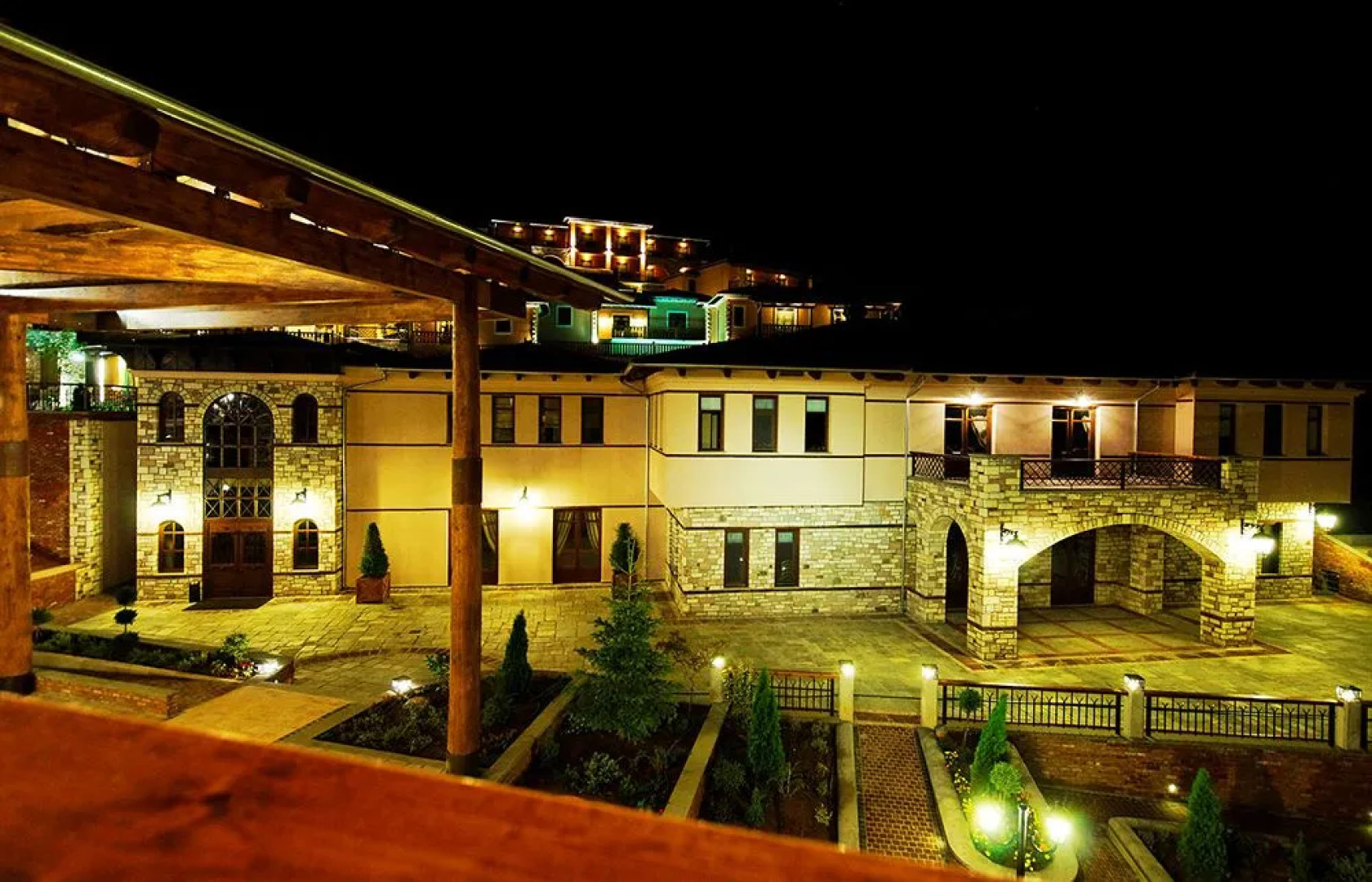 Kazarma Lake Resort & Spa