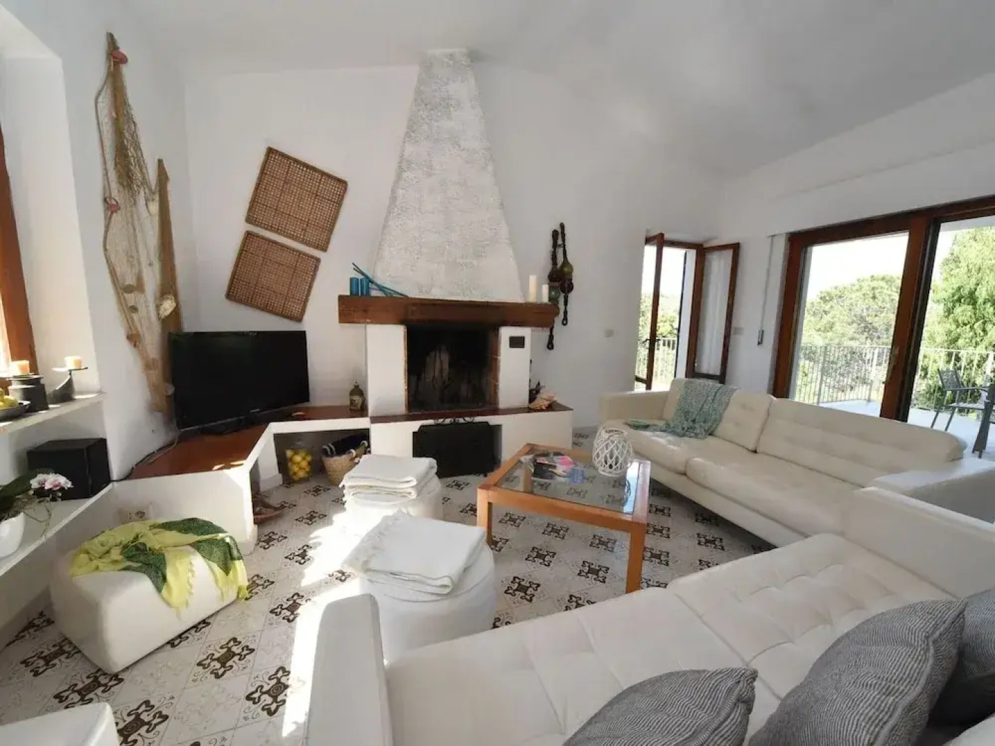 Belvilla by OYO Villa Alexa