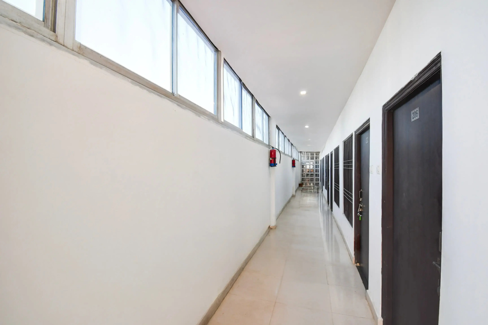 Super Hotel O Dariyapur Near Railway Crossing