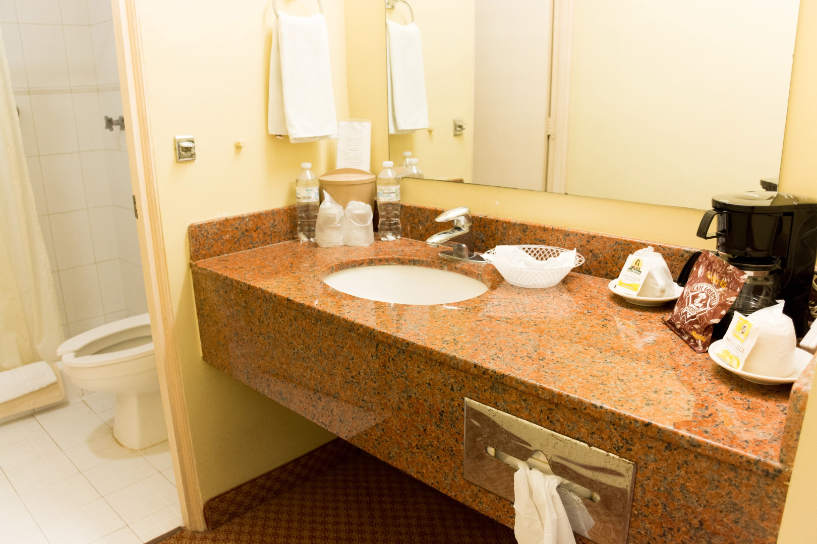 Hafersons Inn Hotel & Suites