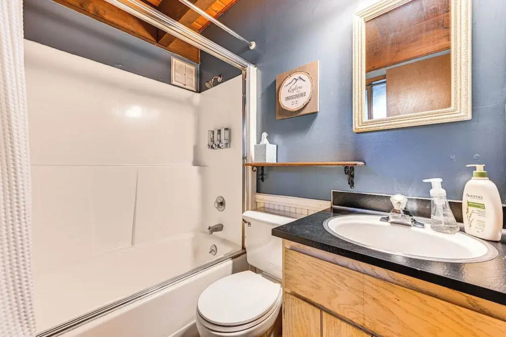 Game Room & Fire Pit: Family Cabin in Packwood!