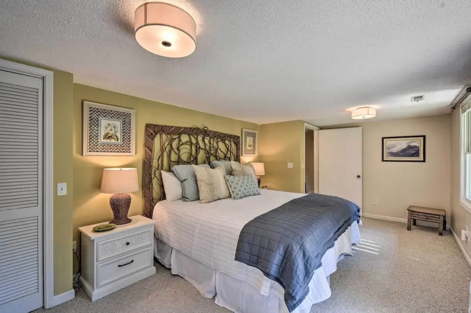 Stunning Dillard Home w/ Yard in Sky Valley!