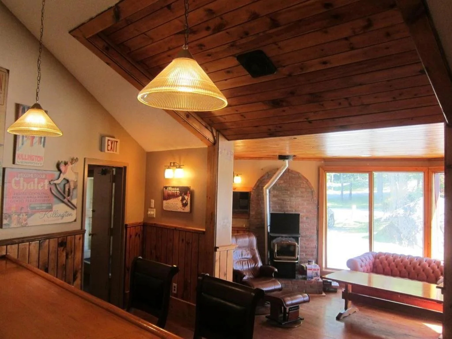 Butternut Inn and Pancake House