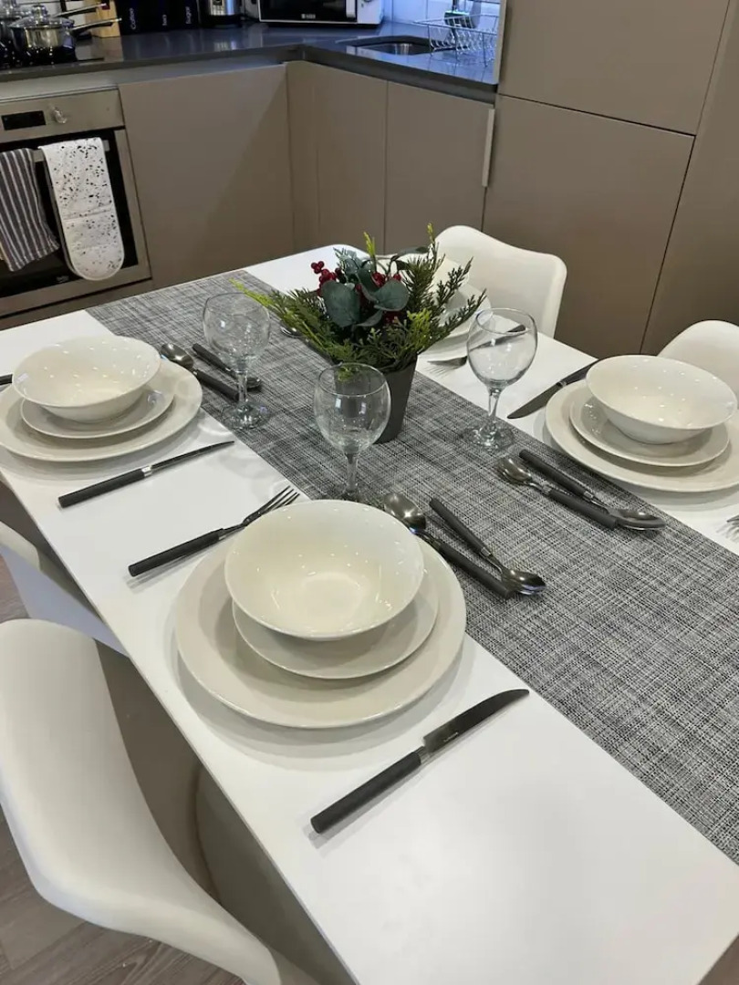 Luxury 1-bed Town Centre South Stevenage