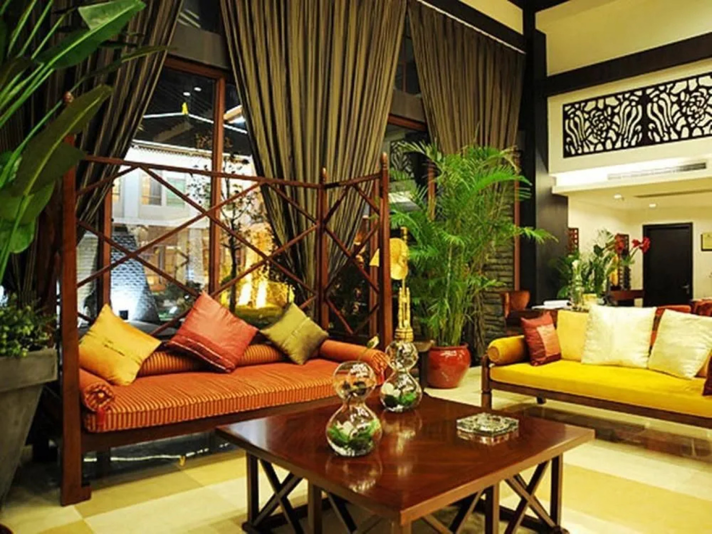 Assorti International Hotel