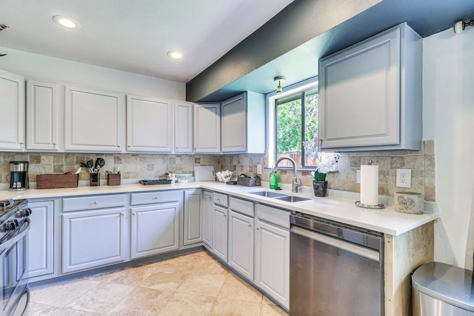 Pet-friendly Round Rock Home - 19 Mi to Austin!