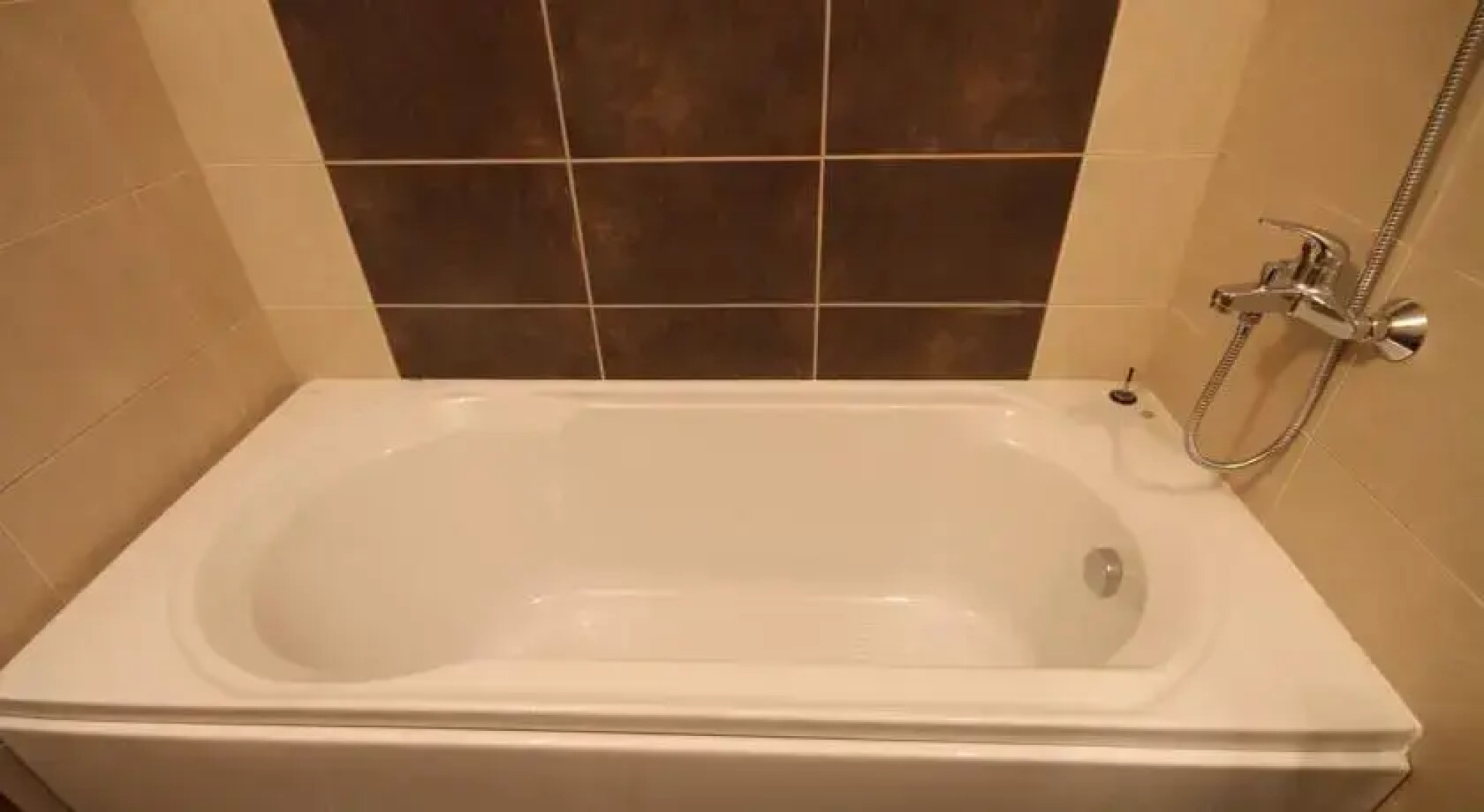 Studio New Estate in Aspen Valley