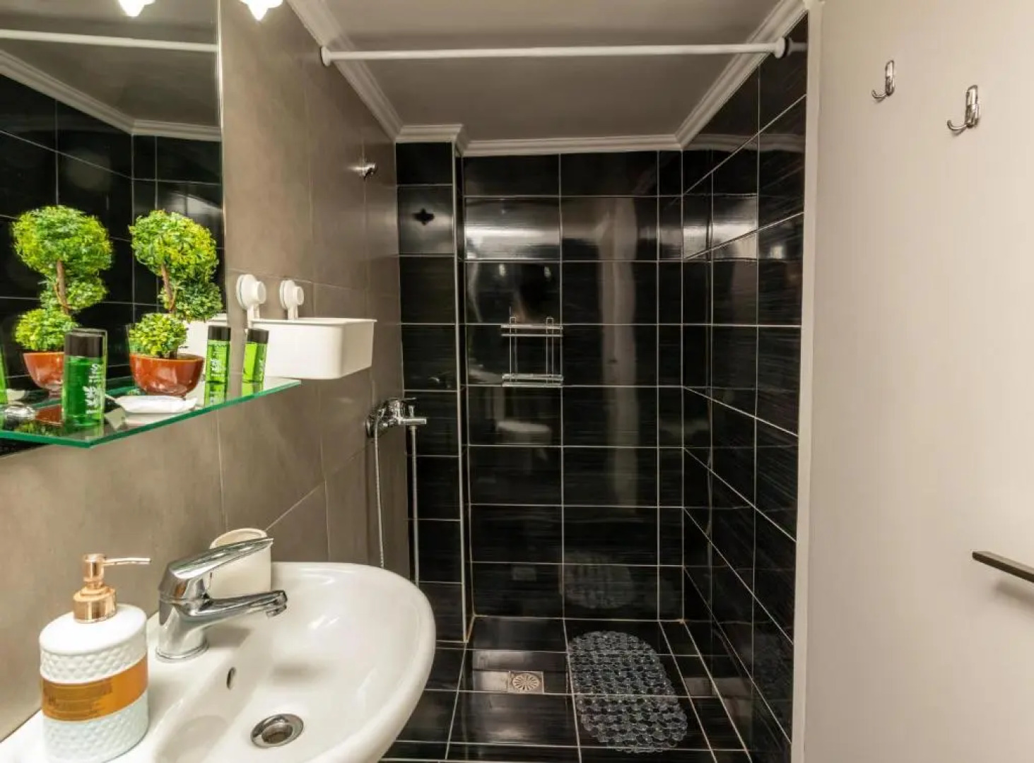 Del Mar Apartments I