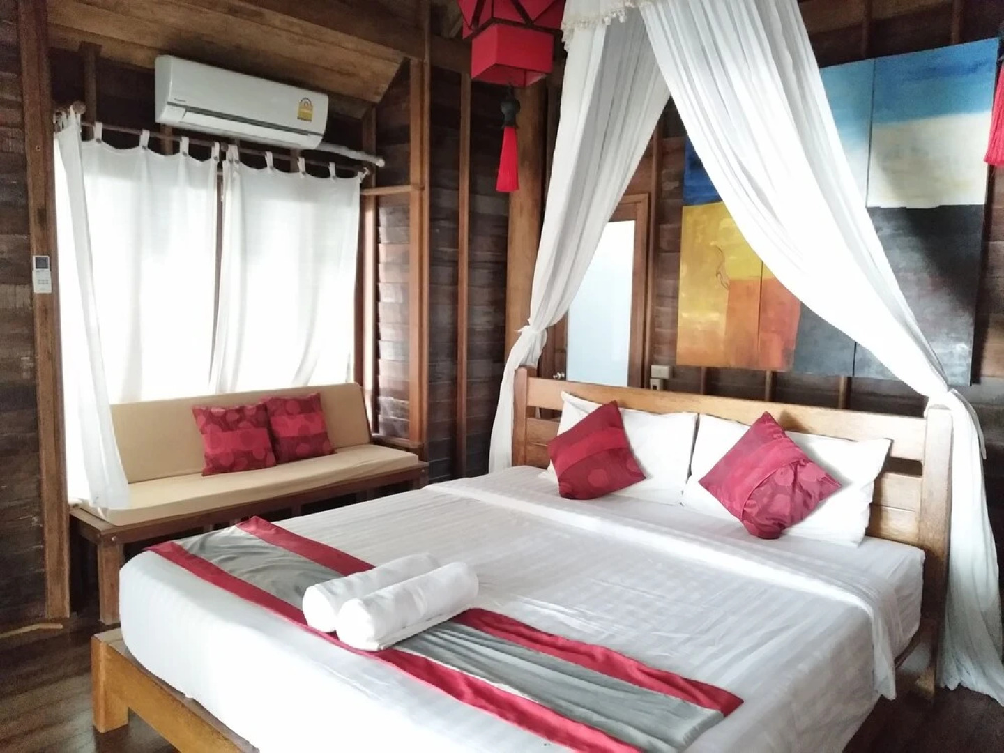 Chivaree Hotel And Resort