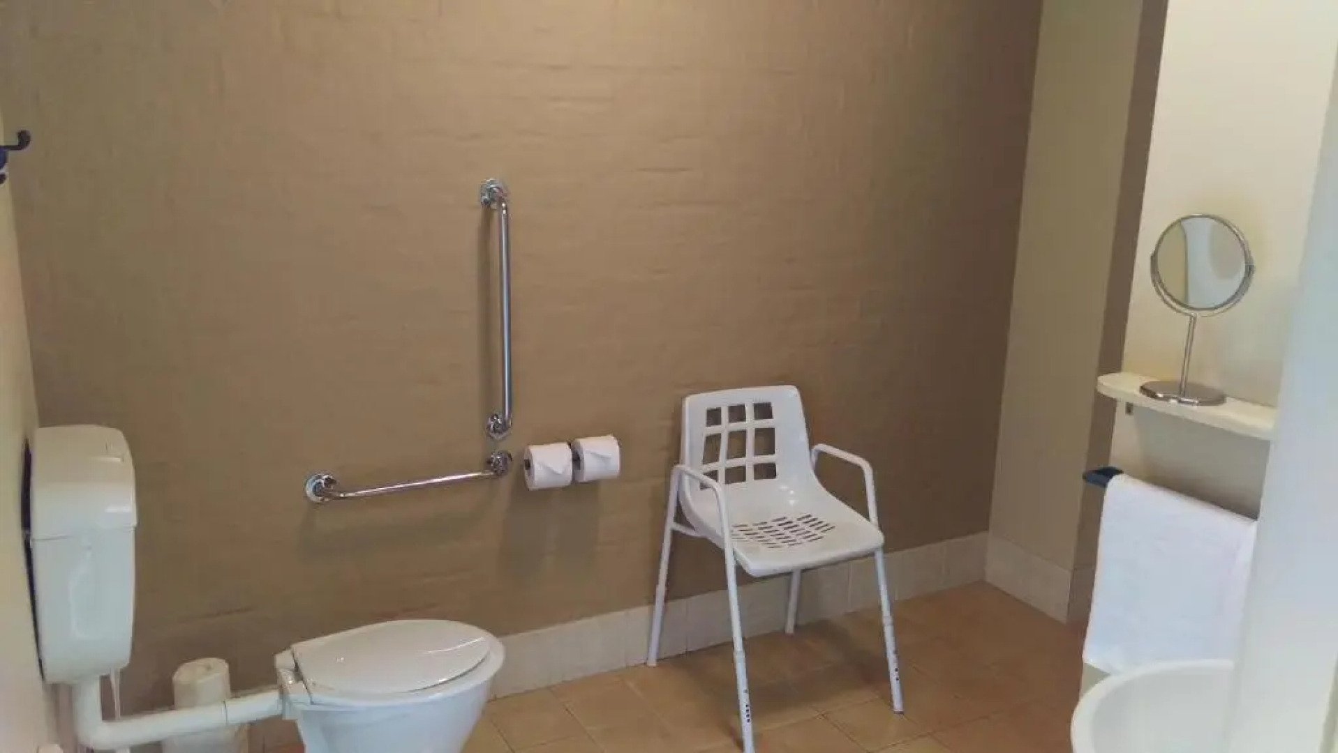 Madison Spa Motel - Adults Only