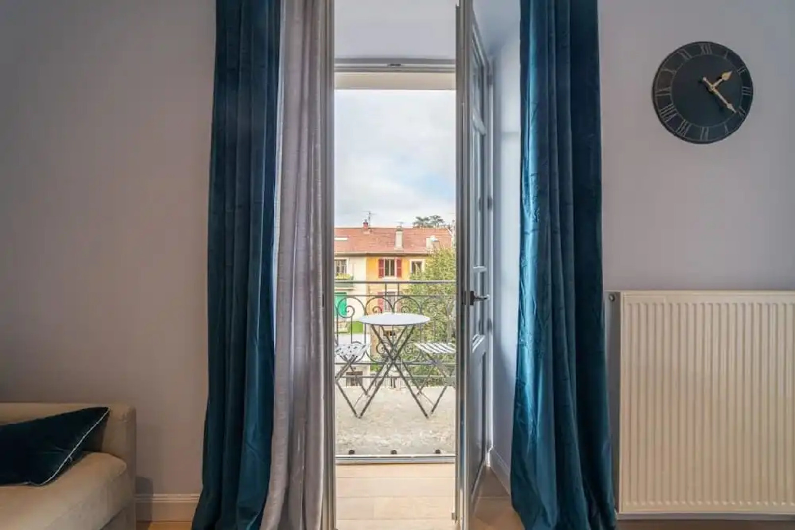 Private Apartment Delavigne - Villa Rops