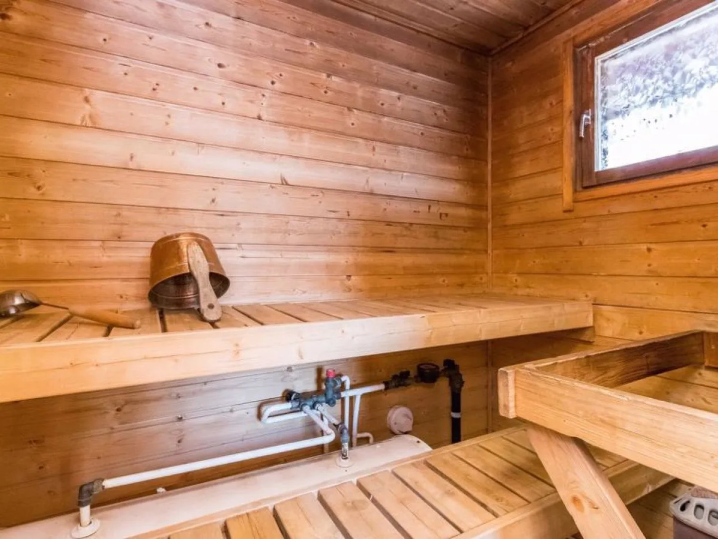 Alppikyla 1a paritalo