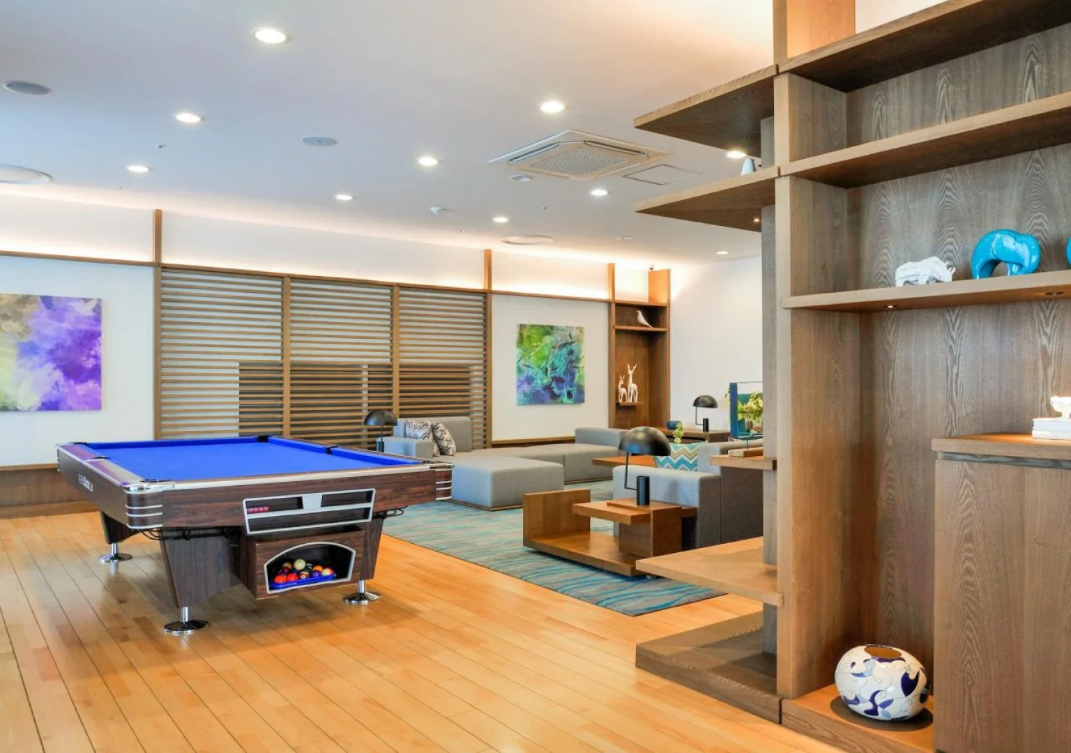 Felix by STX Hotel & Suite