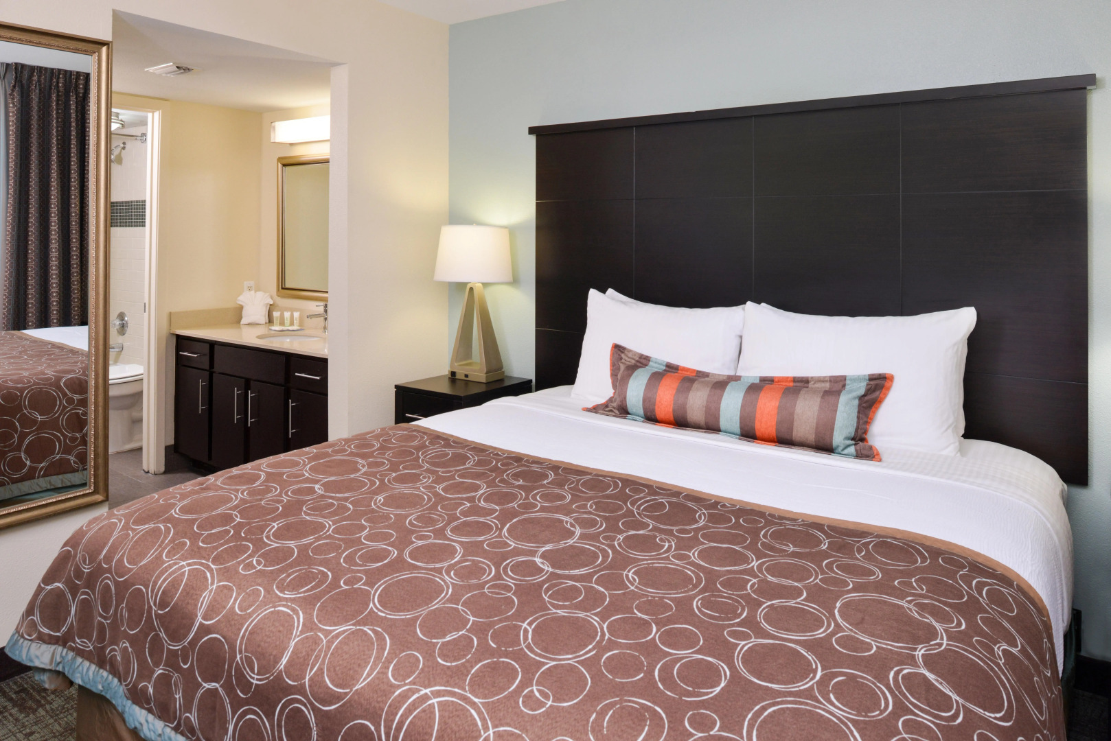 Staybridge Suites Dallas Addison