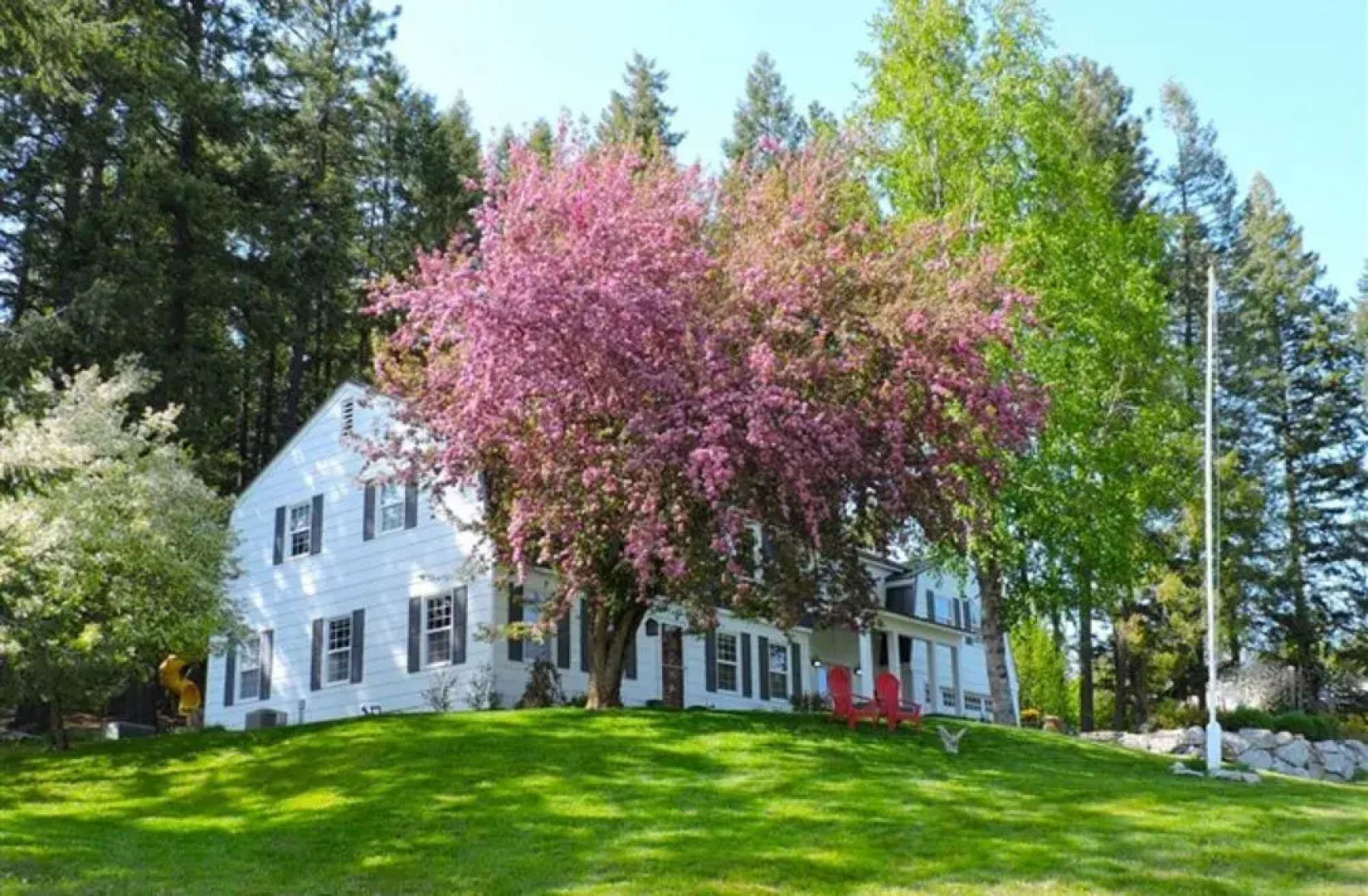 Huckleberry Hill Bed and Breakfast
