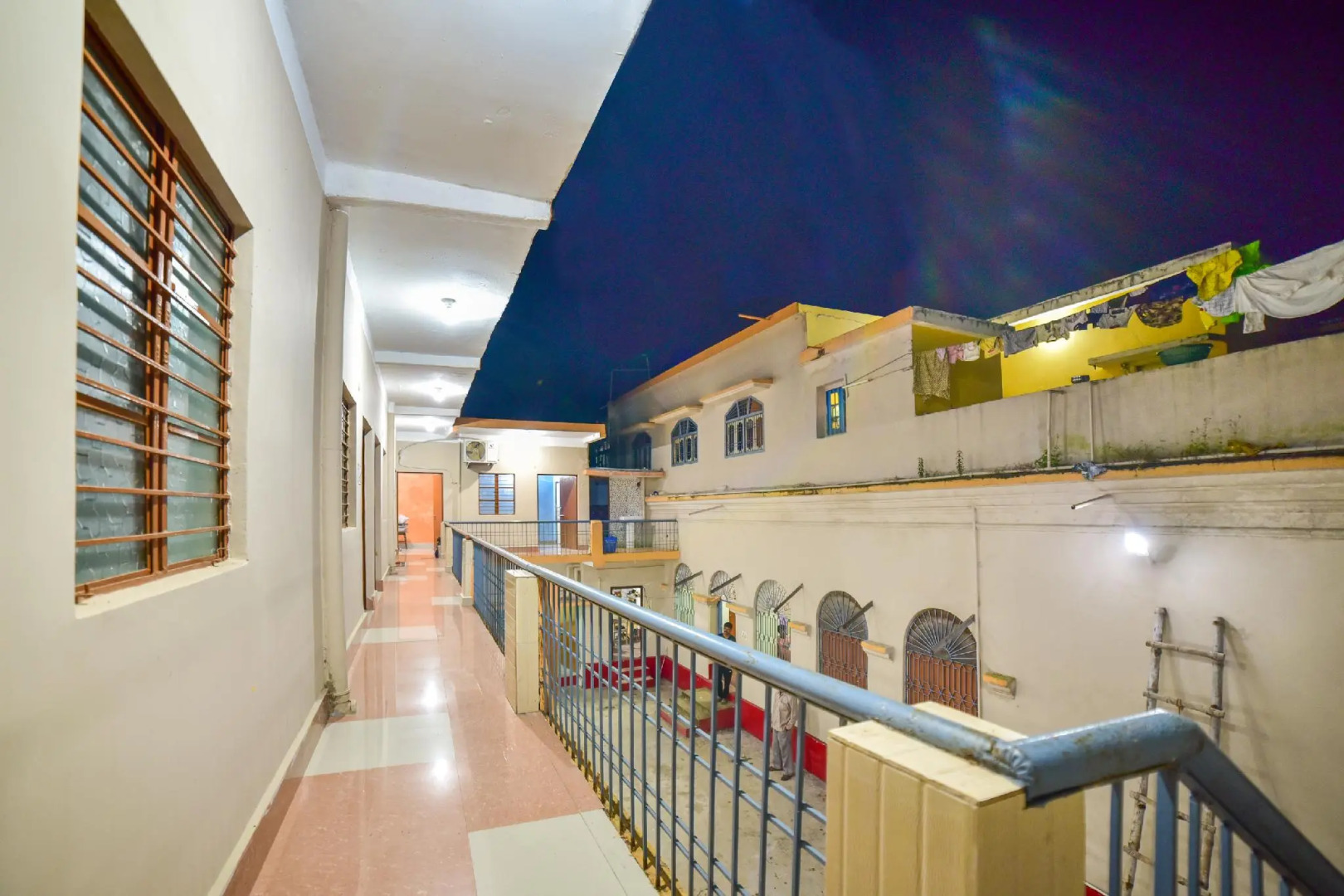 SPOT ON 64844 Shashi Prabha Palace