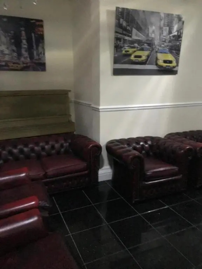 Sandy Pad's Apartments