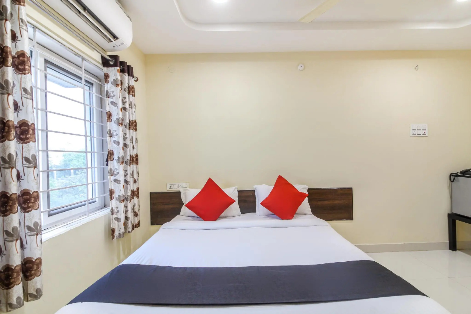 OYO Flagship 69508 AYAANSH RESIDENCY