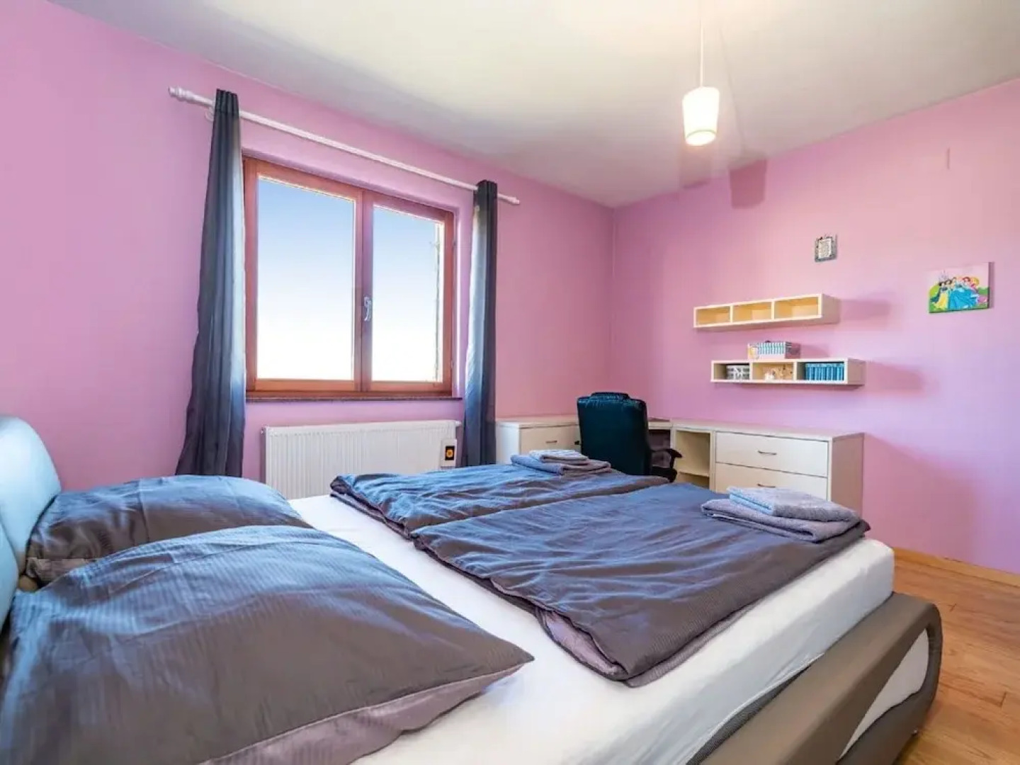 Delightful Apartment in Radovin With Garden