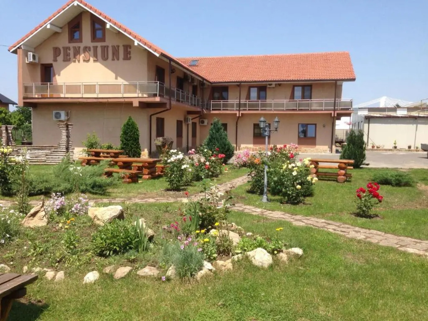 Motel & Pensiune Adial