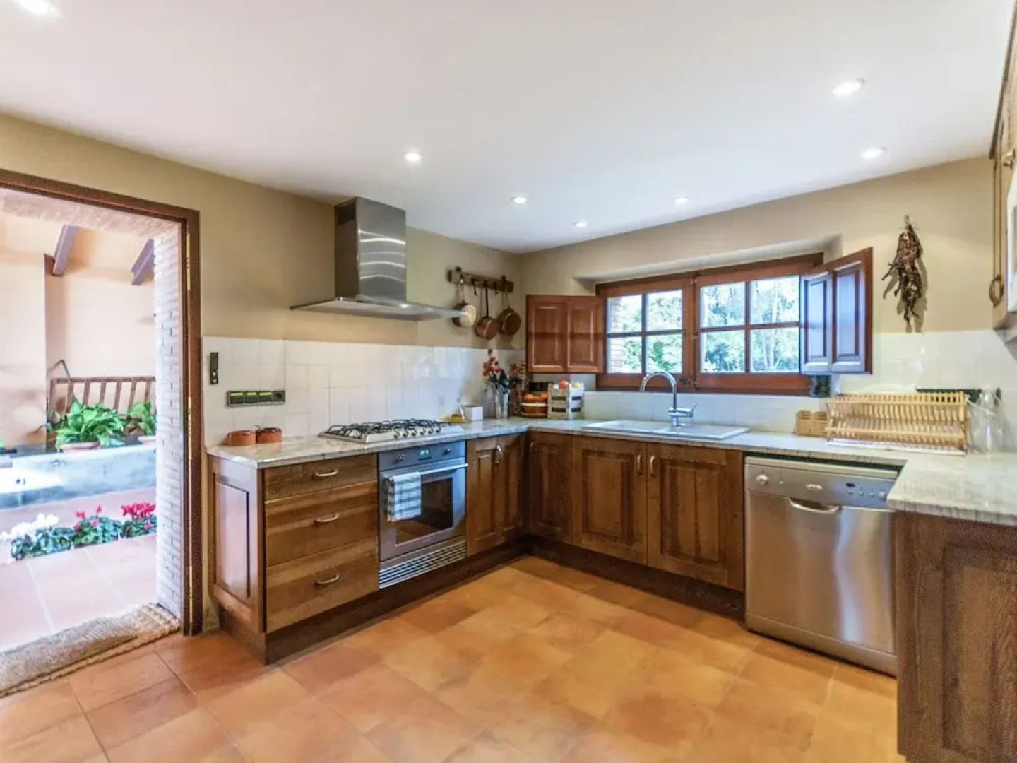 Modern Mansion in Pontós With Private Swimming Pool