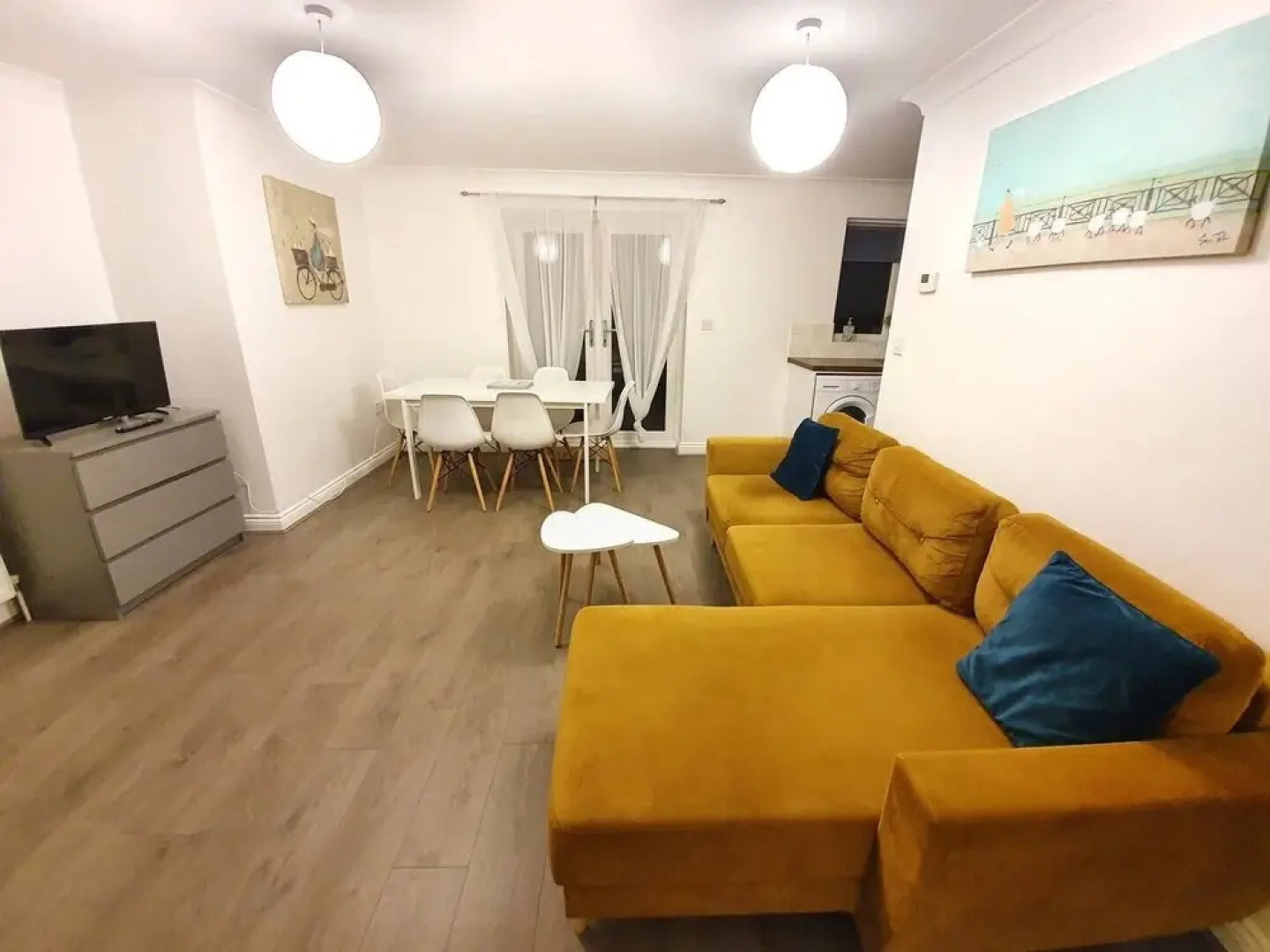 BookedUK Bright Apartment in Stevenage