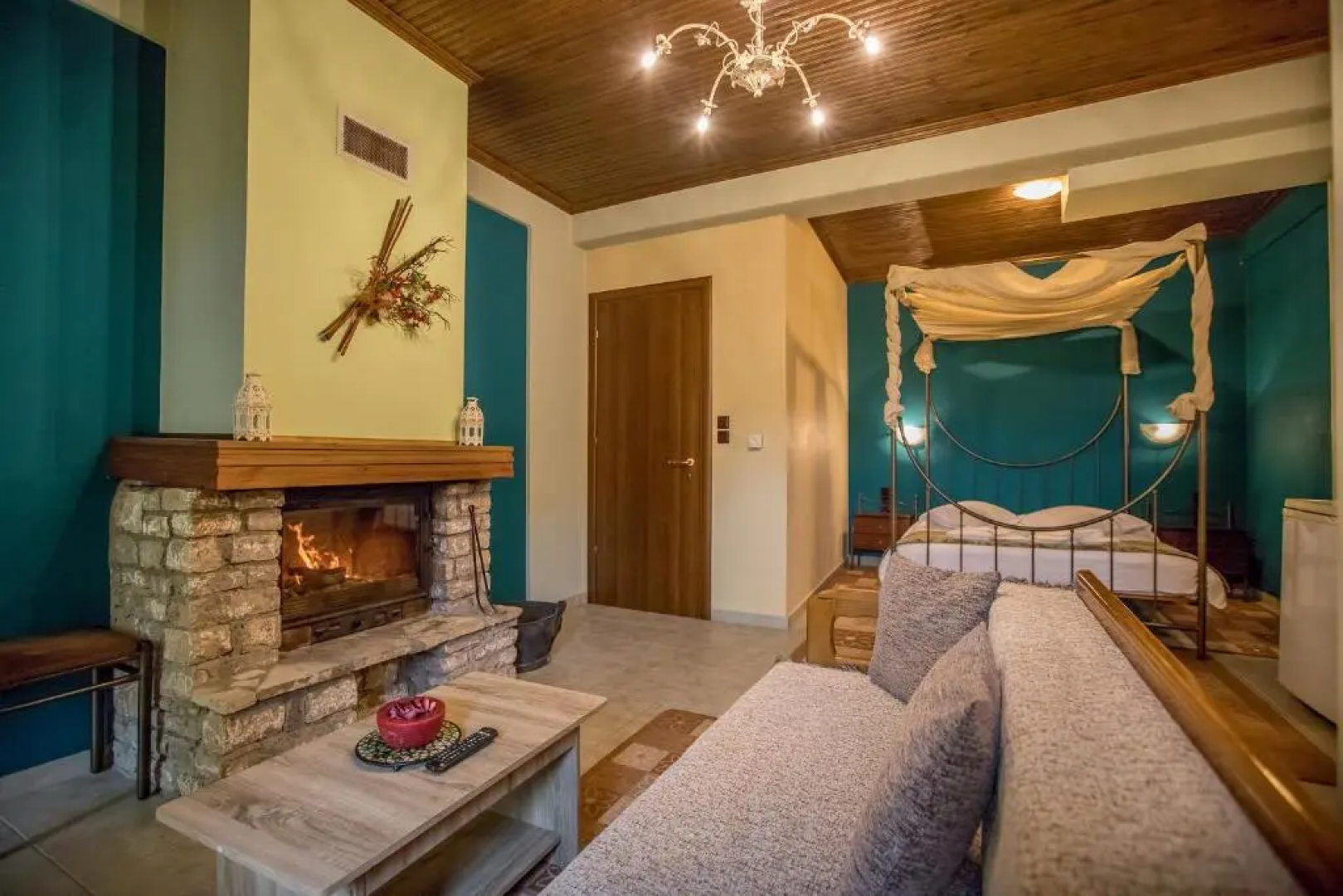 Kynthia Guesthouse