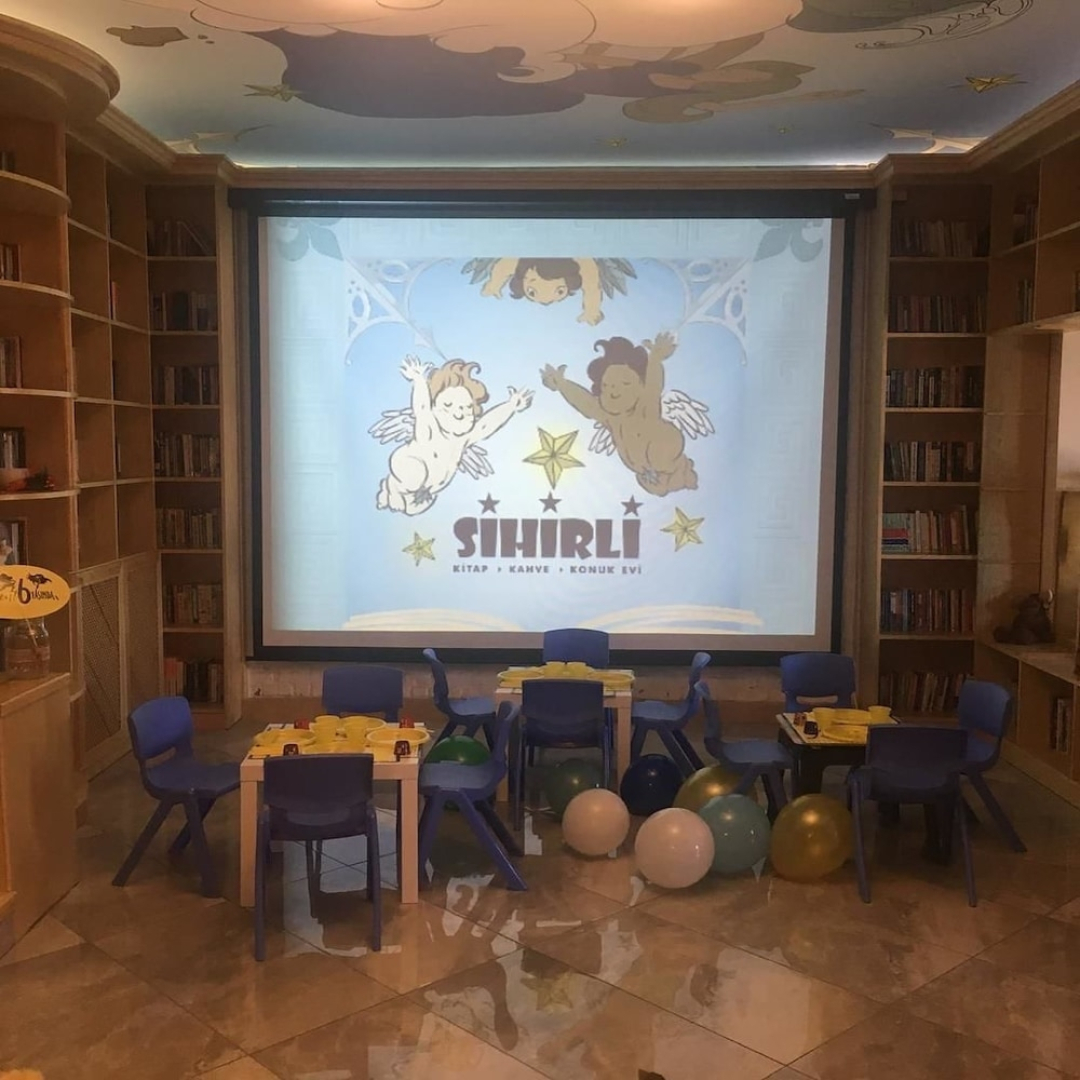 Sihirli Kitap Kahve Konuk Evi