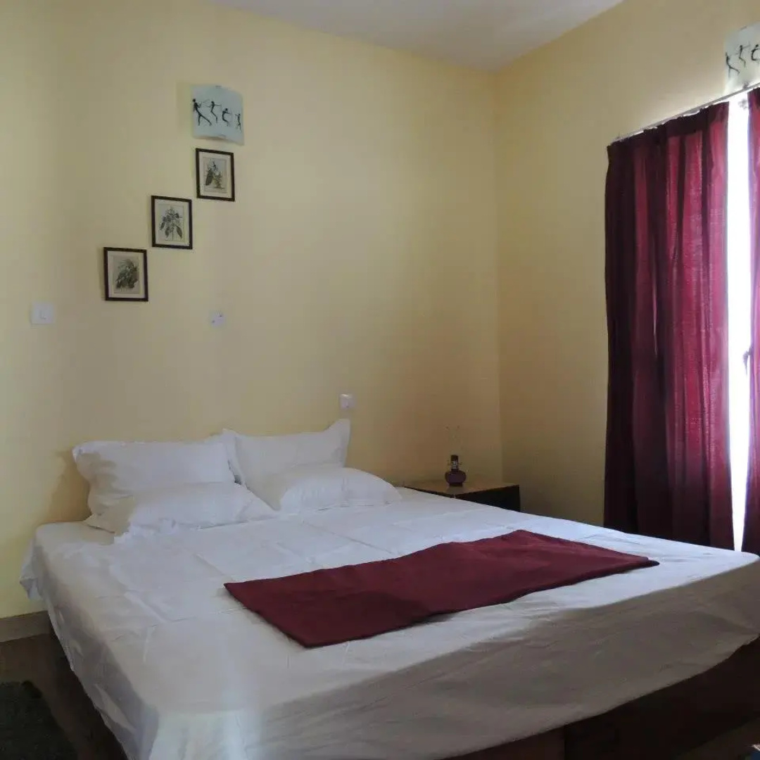 Whispering Heights Hotel