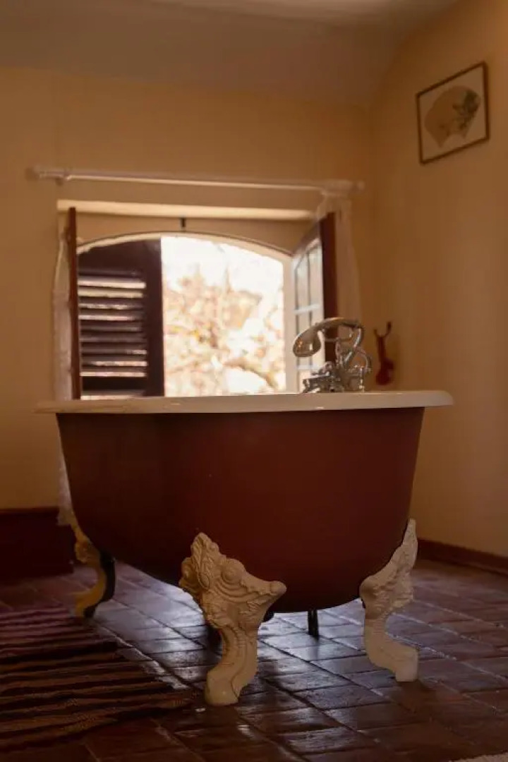 Escapade Place Voltaire