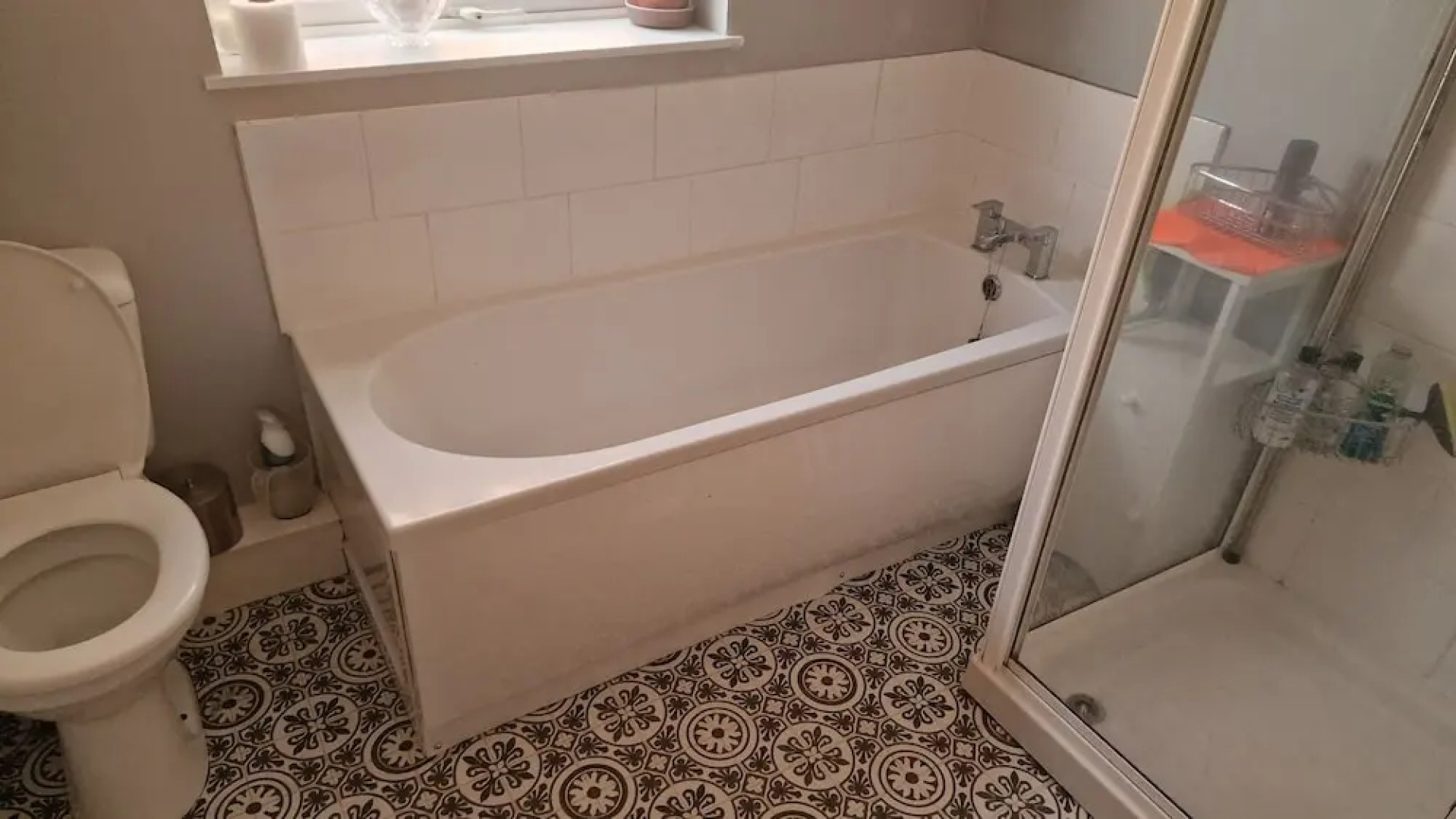 Family Home Three bed House Near the Beach