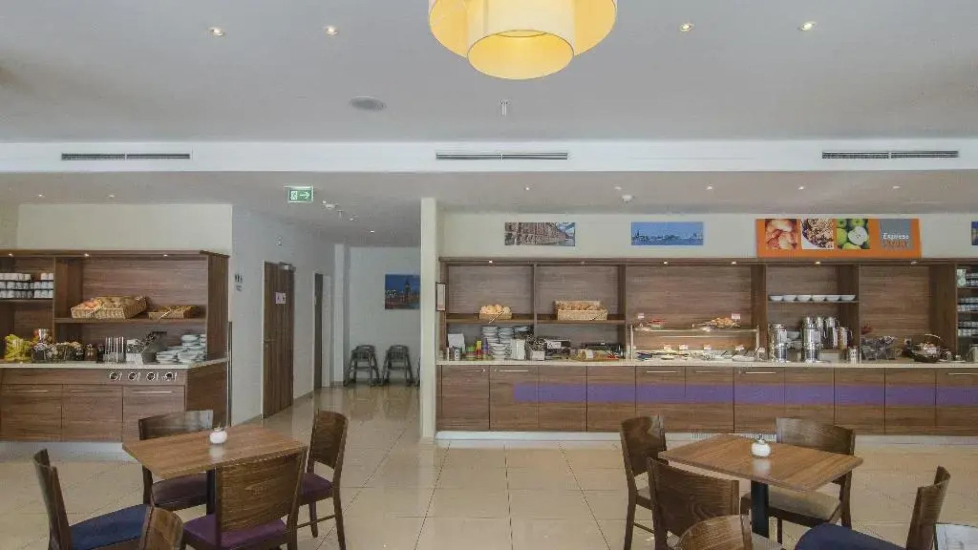 Premier Inn Hamburg City Alster