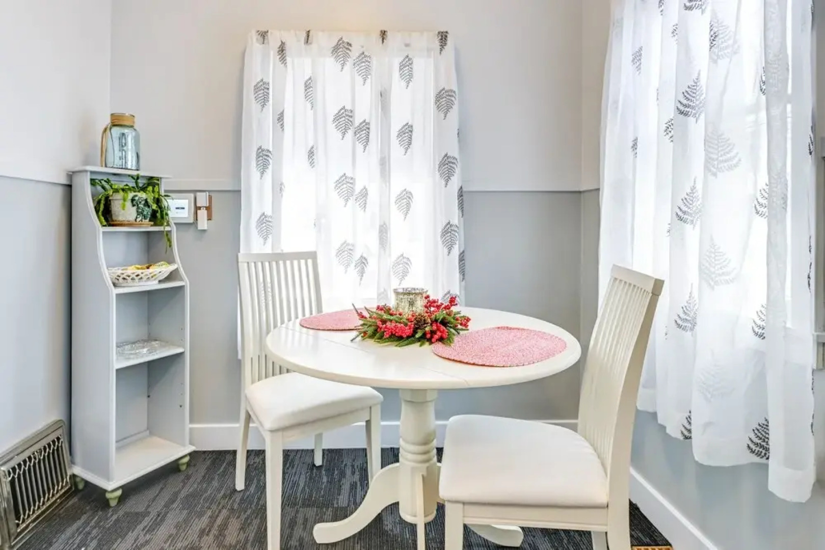 Cozy Wausau Home w/ Fireplace & Hot Tub Access