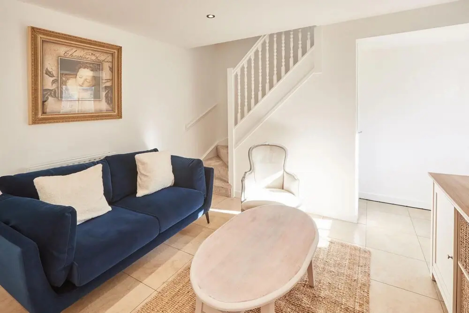 Host Stay Daisy Cottage