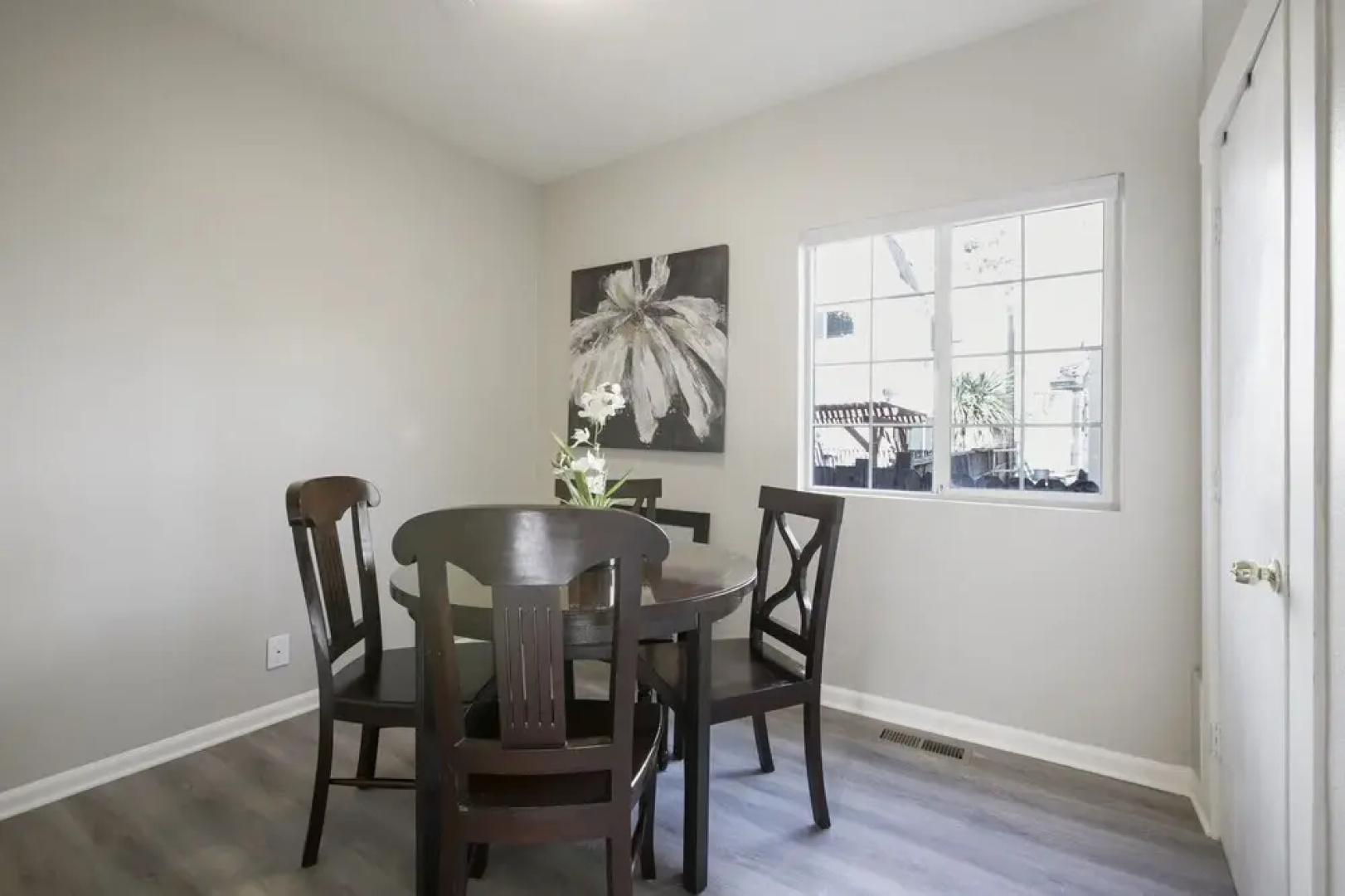 Cozy, Modern 3-bedroom in Oakland
