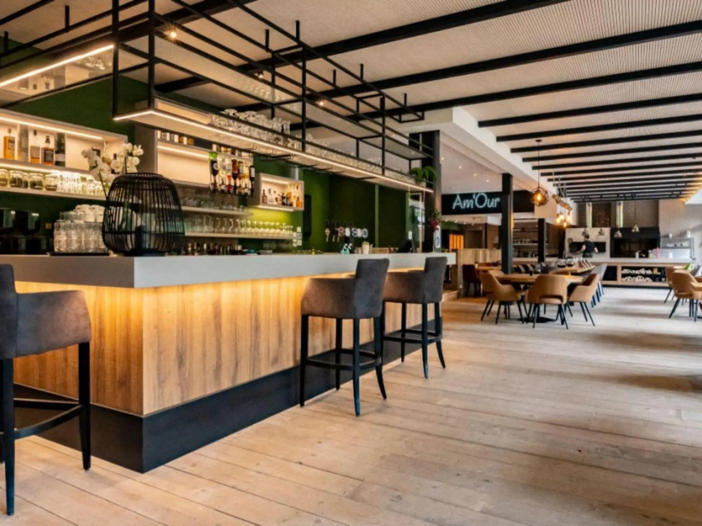 Modern chalet with air conditioning, in a holiday park, in a natural environment