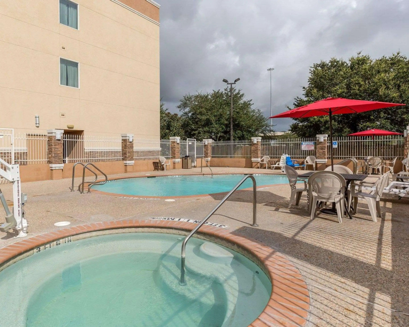 Comfort Suites at Katy Mills