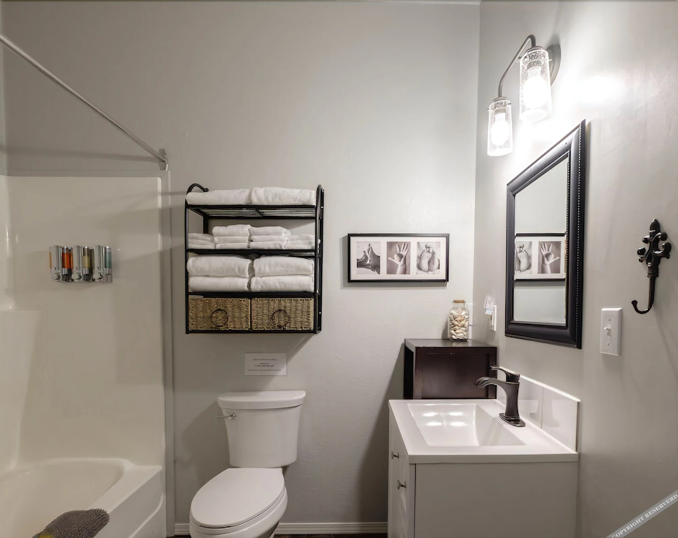 Harrison Heritage House and Cottages - Harrison Hot Springs