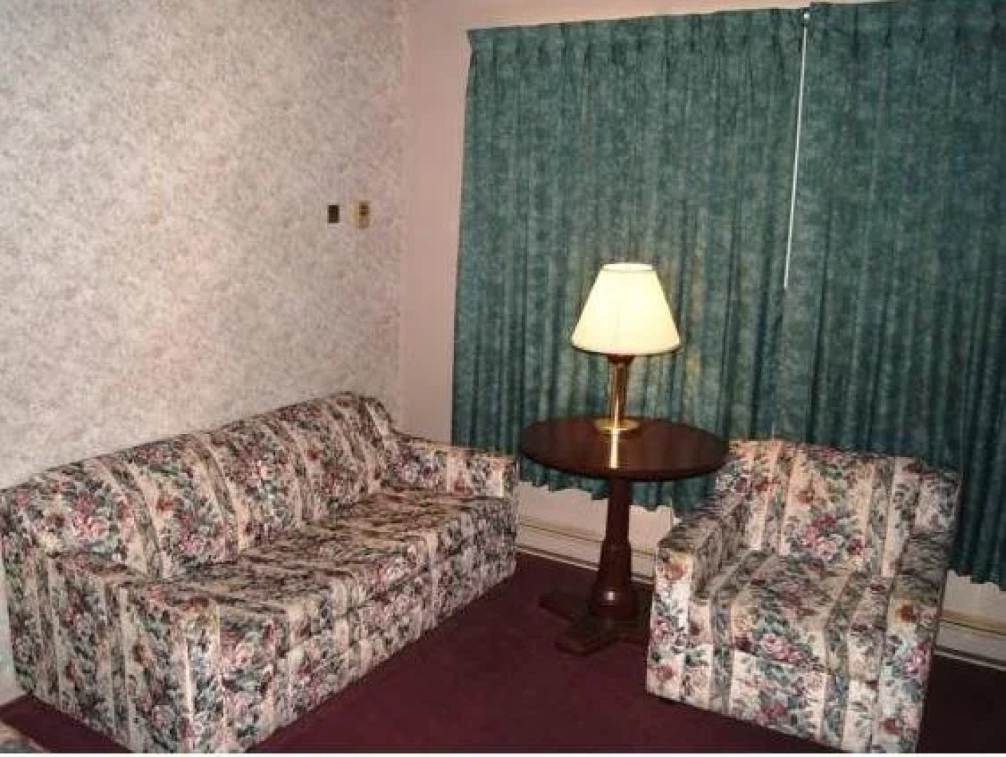 Towne and Country Motel