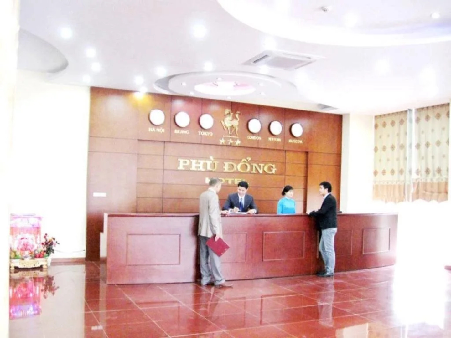Phu Dong Hotel