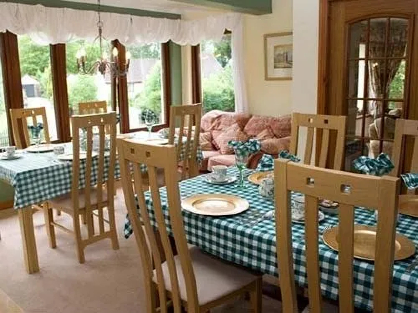 Riverside Lodge Gardens