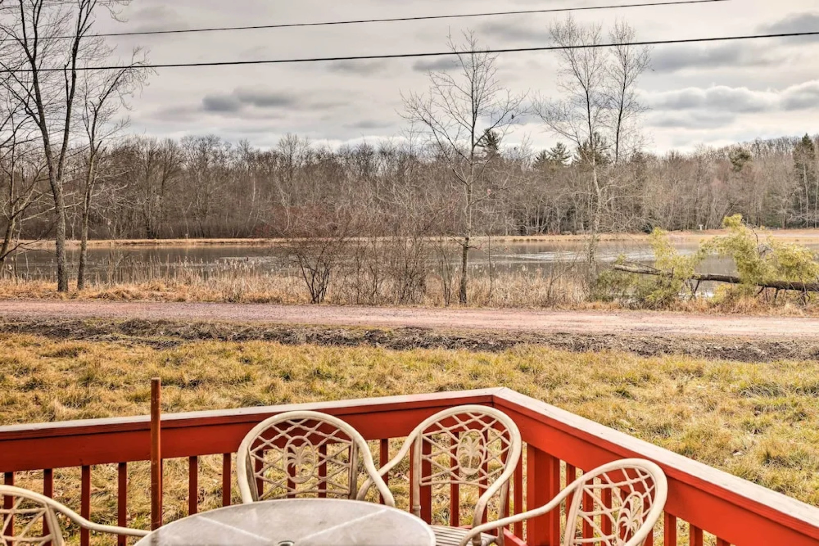White Haven Lakeside Home w/ Kayaks & Fireplace!