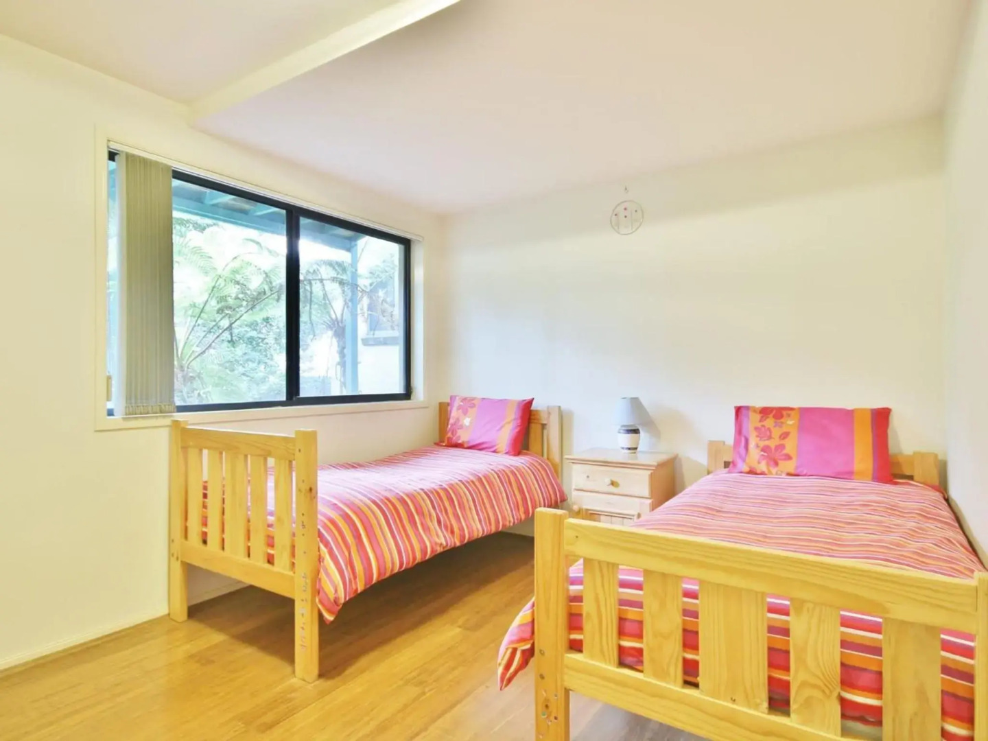 Sand Water at Hyams Beach 4pm Check Out Sundays