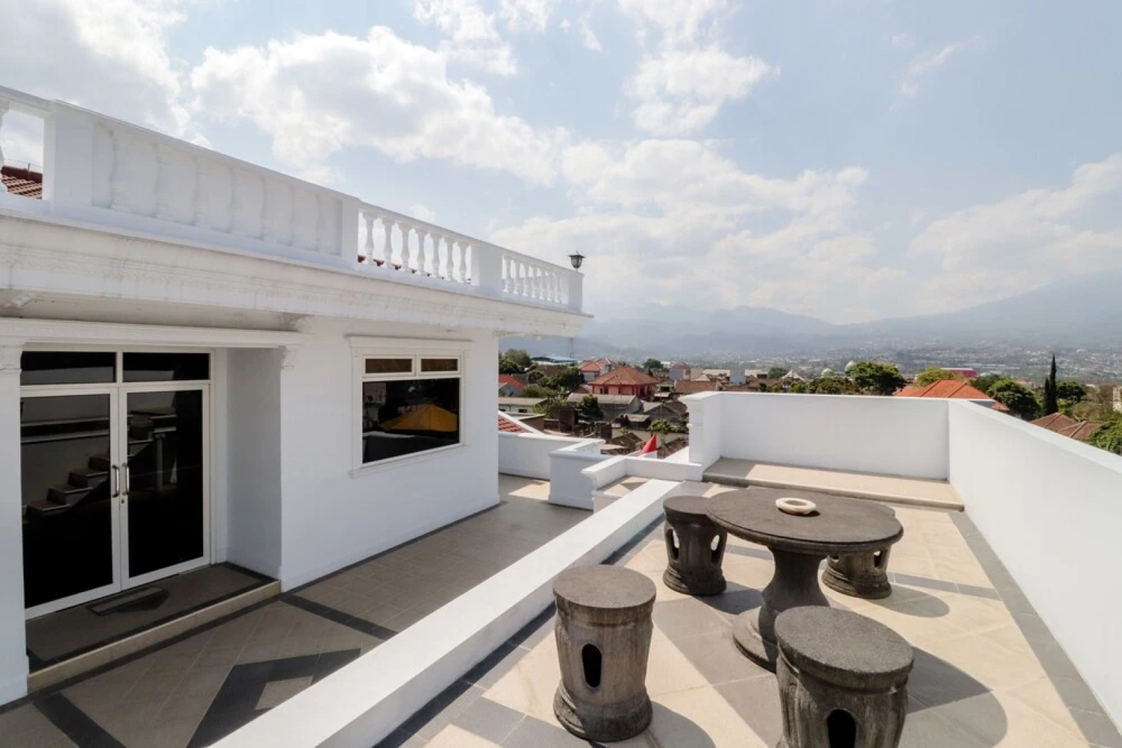 HOG Batu Guest House Syariah